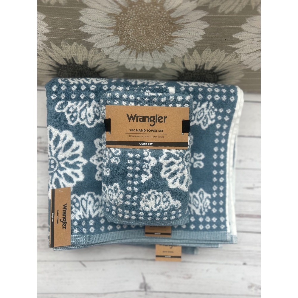 Wrangler 4 pc Blue White‎ Floral Bandana Quick Dry Bath Towel/Hand Towel Set